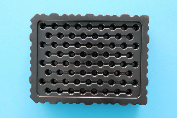 馬鞍山汽車(che)零部件吸塑包(bāo)裝-方立包裝-汽(qì)車零部件吸塑(su)包裝批發